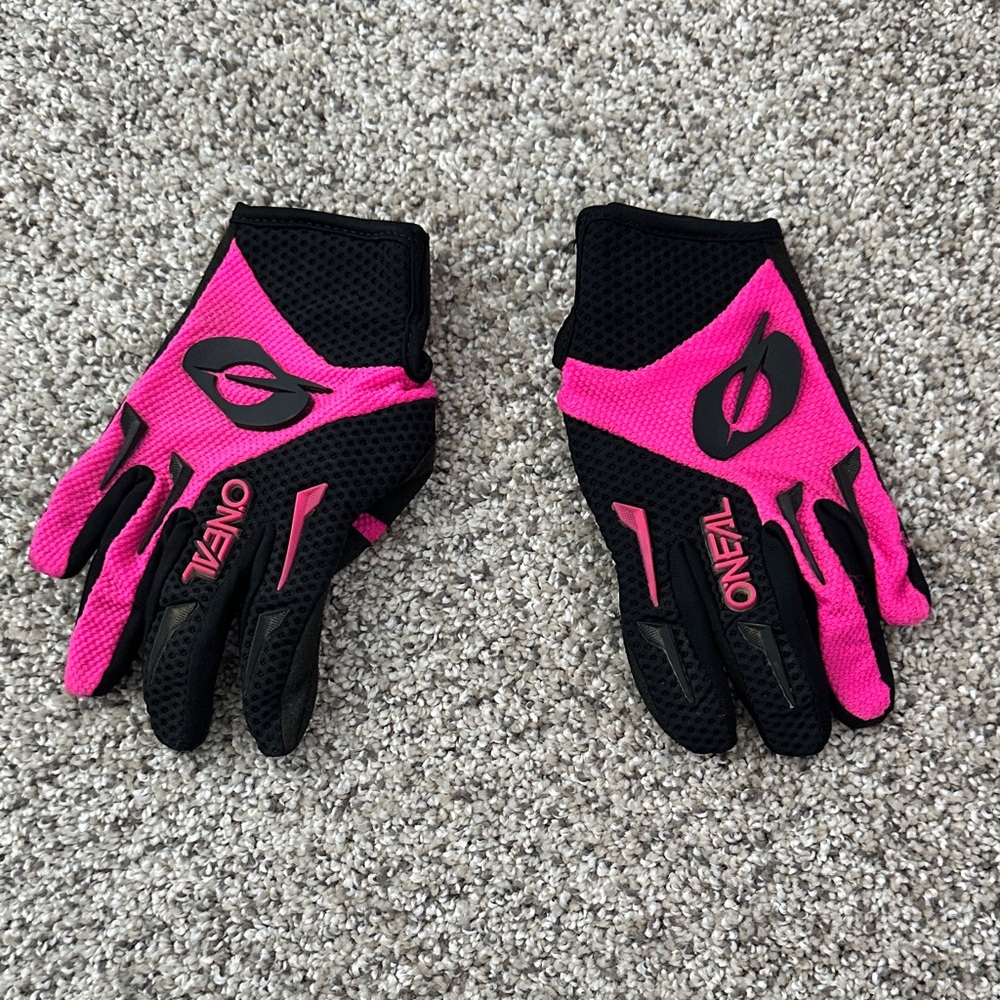 O'Neill Pink and Black Kids riding Gloves for dirt bike